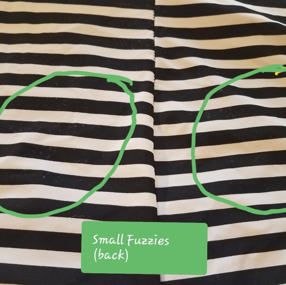 Black/White Swimsuit - Picture 5 of 5